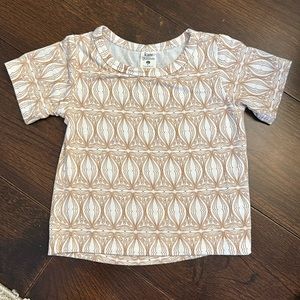 Kate Quinn Bamboo‎ t shirt